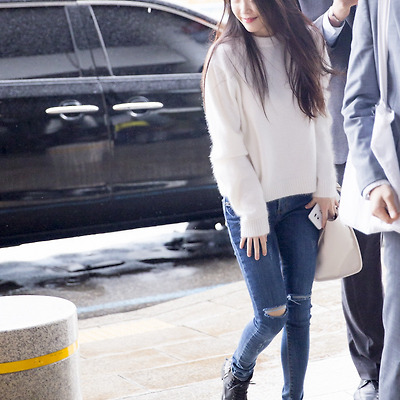 151107 아이유 김포공항 출국 by 미스터신iu