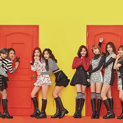 트와이스 KNOCK KNOCK 티저 이미지 고화질 화보-A 13장
