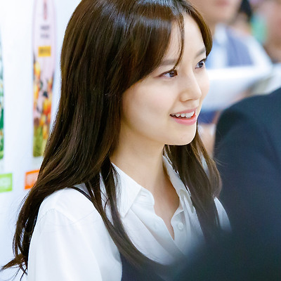 161008 문채원 사인회 직찍