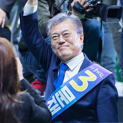 문재인 and 박기량, 더불어민주당 영남권 순회투표