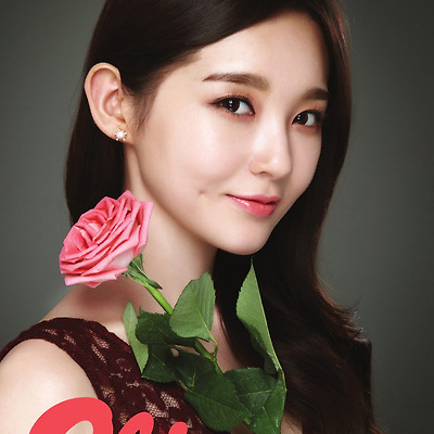 강민경 DHC 모델 9월 바탕화면 4P