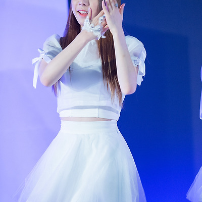 우주소녀(WJSN, 宇宙少女), 부산국제광고제 축하무대