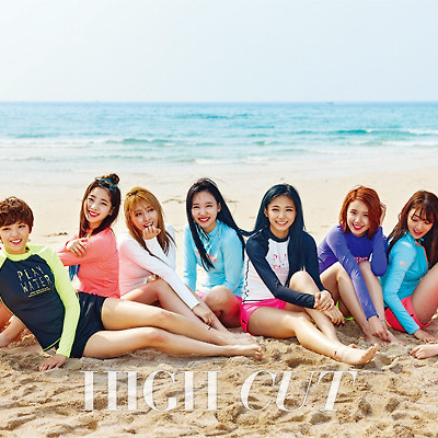 트와이스 하이컷 아레나 래쉬가드 화보 사진