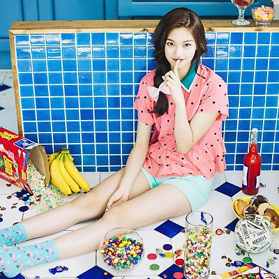아이오아이 김도연 산이X레이나 ‘달고나’ MV 고화질 화보 4장