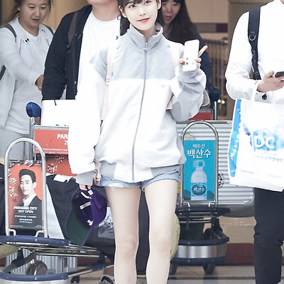 [17.05.30] 아이유 김포공항 도착 직찍 by NaDia