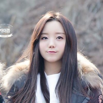 최근 쌍꺼플 수술한 듯한 러블리즈 케이 눈