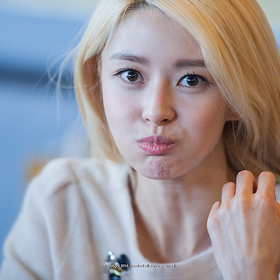 헬로비너스 (HELLOVENUS), 나라 (Nara)