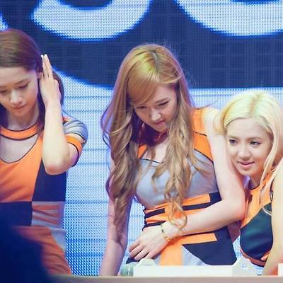 130521 소녀시대 효연 사진들