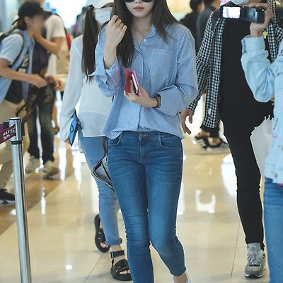 160716 김포공항 출국 에이핑크 손나은