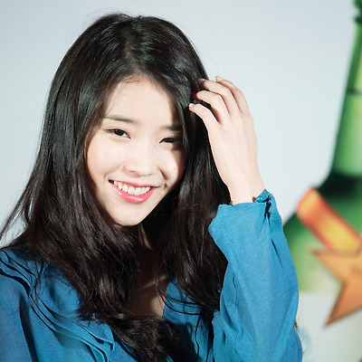 150410 아이유 홍대 이슬포차 사진 by 미스터신iu