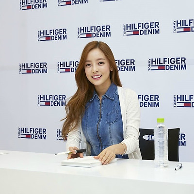 구하라 타미 팬싸인회 4장