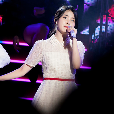 140823 섬데이콘서트 아이유 직찍 3장 추가