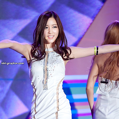 [PHOTO] 130824 라이브파워뮤직 공개녹화 - 타히티 by 1st Holic