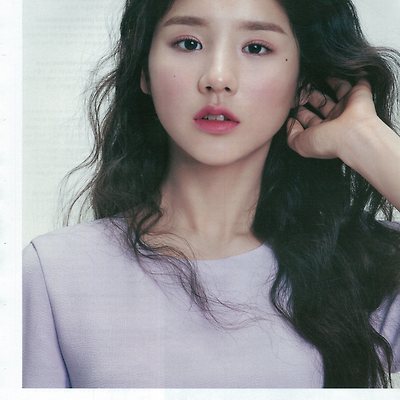 [이달의소녀] HighCut(하이컷) Vol.197호 '이달의소녀X이니스프리-소녀의계절' Scan File