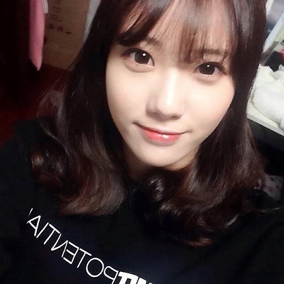 우주소녀 루다 과거 학창시절 사진
