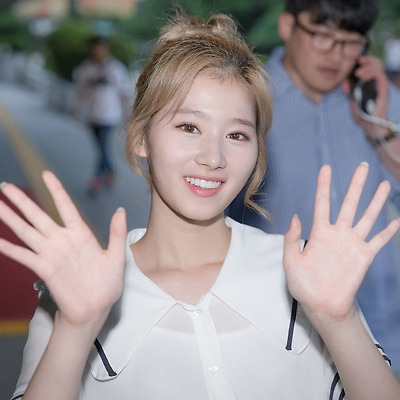 해피투게더 출근하는 트와이스 사나 직찍