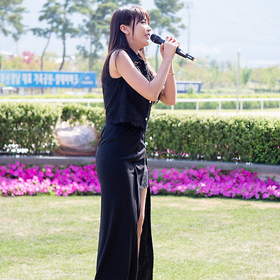 140518 부산경마공원 홍진영 팬싸인회 직찍