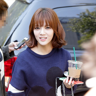 [PHOTO] 141009 대한민국 나눔 국민대상 시상식 출근길 - AOA by CHOA Grapher