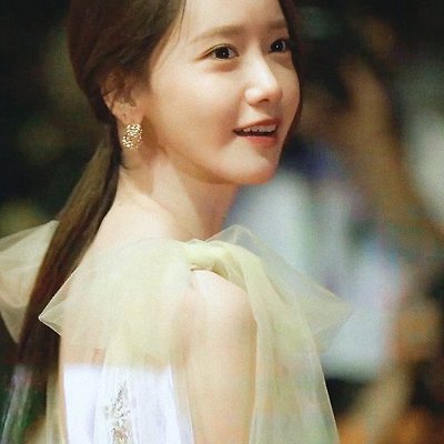 소녀시대 윤아 부산국제영화제로 타임라인을 뒤집다