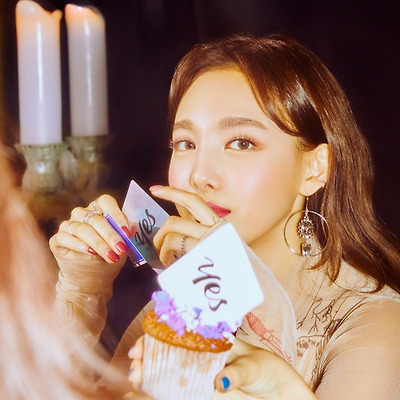트와이스 6번째 미니앨범 'YES or YES' 티저 고화질 화보 10장