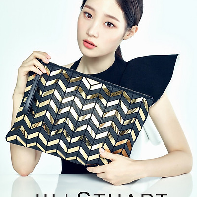 정채연 질스튜어트 액세서리 2017FW 고화질 화보 5장