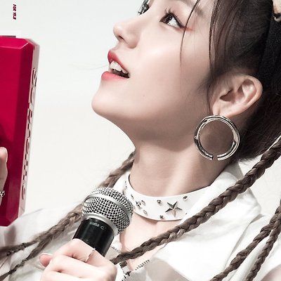 멋지고 사랑스러울 수 있는 ITZY 예지 팬싸인회 모먼트