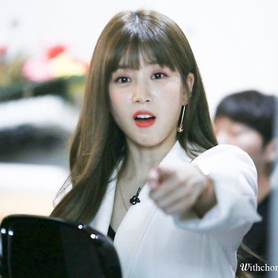 인생술집 찍고 돌아가는 에이핑크 박초롱, 정은지 직찍