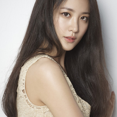 수현 영화 '신비한 동물사전2' 인터뷰 초고화질 화보 6장