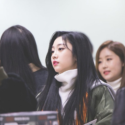 러블리즈 지수 고화질 사진 9장