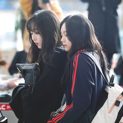 2018.10.22 김포공항 출국 엄지 Pic