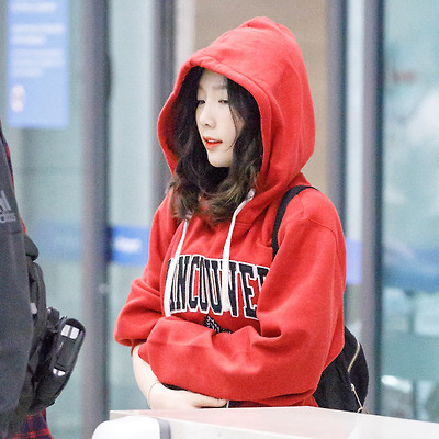 170917 태연 인천공항 입국 직찍