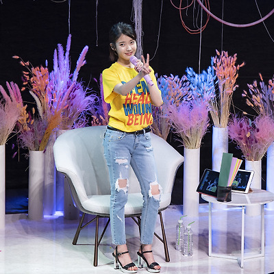 [170421] 팔레트 음감회 포토타임 아이유 직찍 by 달빛마차