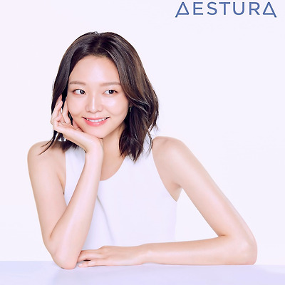 이솜 에스트라 '아토베리어 365 크림미스트' 고화질 화보 4장