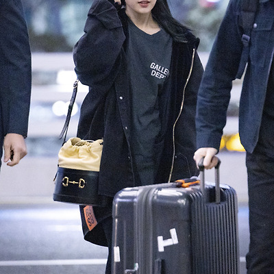 [191211] 인천공항 출국 아이유 직찍 by 달빛마차