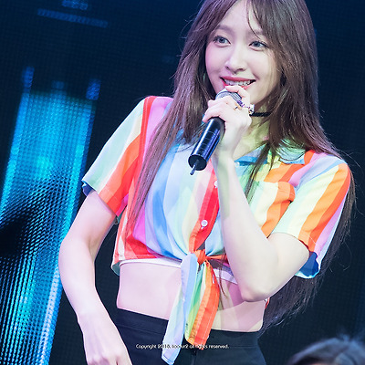 EXID (이엑스아이디), 하니: 부산가톨릭대학교 축제 #2
