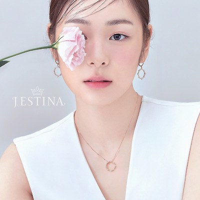 연아 in Pink! 화보 공개