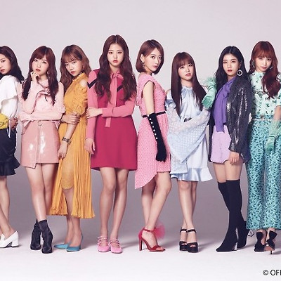 [아이즈원 프로필] IZONE 일본 공식 홈페이지 장원영, 미야와키 사쿠라, 조유리, 최예나, 안유진, 야부키 나코, 권은비, 강혜원, 혼다 히토미, 김채원, 김민주, 이채연 프로필 사진