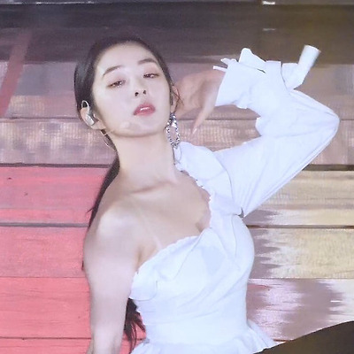 레드벨벳[Red Velvet] 아이린 고화질 사진B 31장
