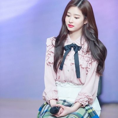 아이즈원 애잔한 개구리 김민주 이쁘게 나온날
