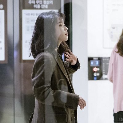 [180411] 나의 아저씨 기자간담회 퇴근길 아이유 직찍 by 달빛마차