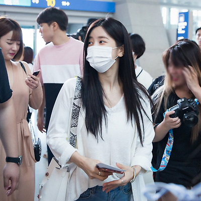 170810 인천공항 에이핑크 초롱 은지 보미