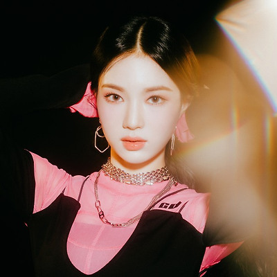 STAYC(스테이씨) 첫 번째 싱글앨범 SO BAD 티저 고화질 이미지 7장