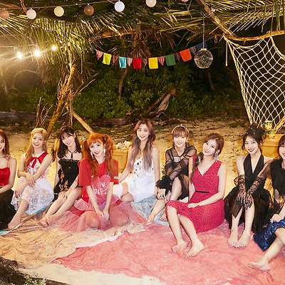 트와이스 Twice 스폐셜 앨범 Summer Nights 티저 사진 이미지
