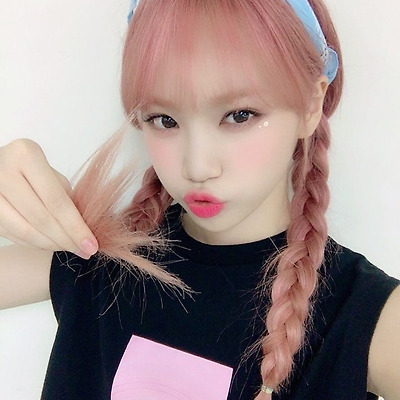 김채원