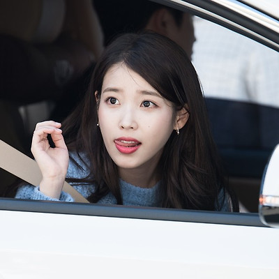 [18.09.30] 삼성 홀가분 마켓 아이유 퇴근 직찍 by 두탕구리