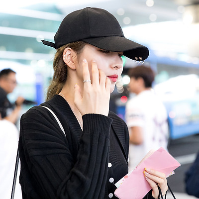 [PHOTO] 190728 인천공항 입국 - 여자친구 소원 by Girls Grapher