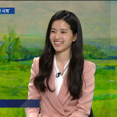 180301 JTBC 뉴스룸 출연한 김태리