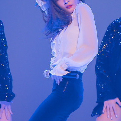 청하(CHUNGHA), 한국해양대학교 OT 축하공연 #1
