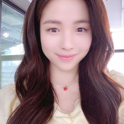 NiziU MAYA [니쥬 엄마]