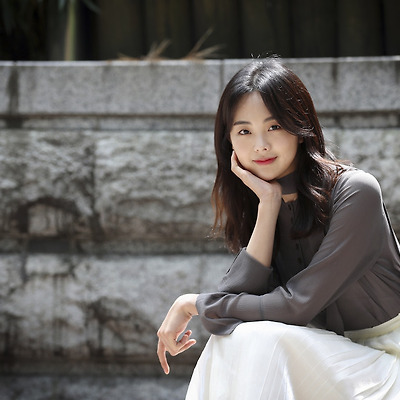 금새록 드라마 '열혈사제' 인터뷰 초고화질 화보 10장